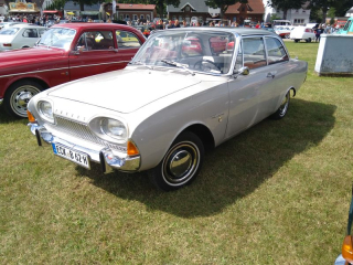 Ford-Taunus-17M-P3